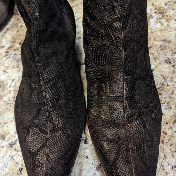 Jeffery West - Picture 1 of 10